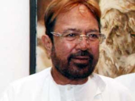 Rajesh Khanna in a sacred relationship?