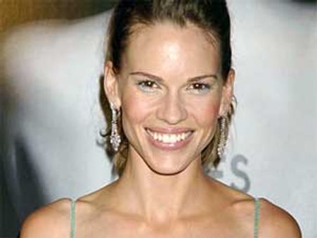 Hilary Swank makes cancer prevention film