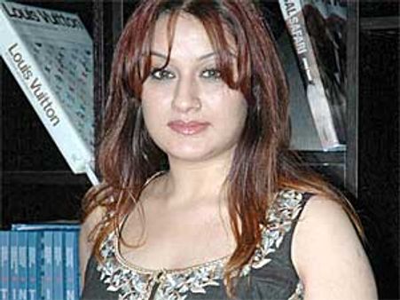 Sonia Agarwal set to enter Malayalam films