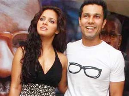 Neetu Chandra's outing with Randeep's parents