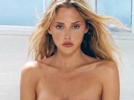 Estella Warren's bail set at $100000 for DUI arrest