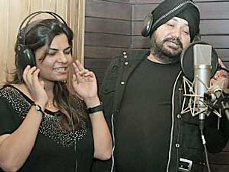 Daler Mehendi-Mamta Sharma record explosive item number!