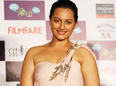 Sonakshi lost her best friend on Joker sets