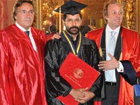Vikram gets honorary doctorate