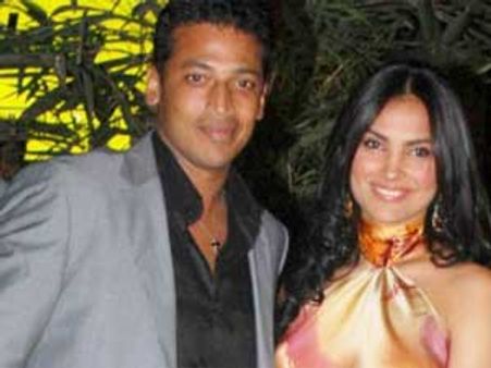 Mahesh denies having differences with Lara