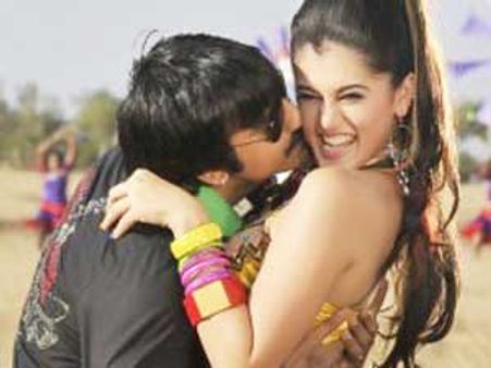 Censor Board halts screening of Veera