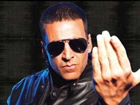 Akshay trains to fight fear on KKK 4
