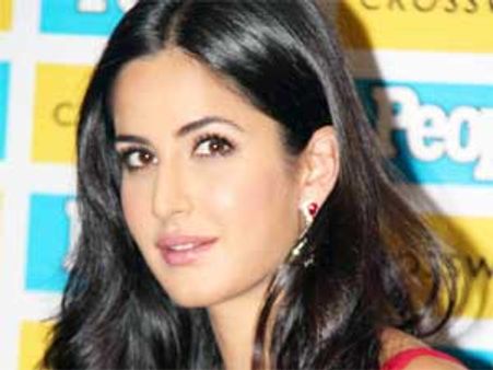Katrina Kaif visits Income Tax office