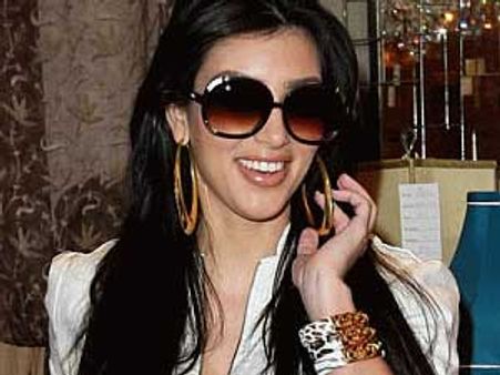 Kim Kardashian-Kris Humphries signing prenup