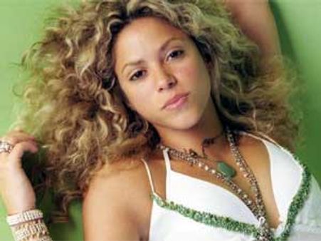 Shakira raises eyebrows in her new video