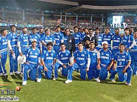 Karnataka Bulldozers lose first CCLT20 Trophy