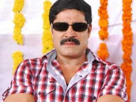 Srihari debuting in Kannada films with Ko... Ko...