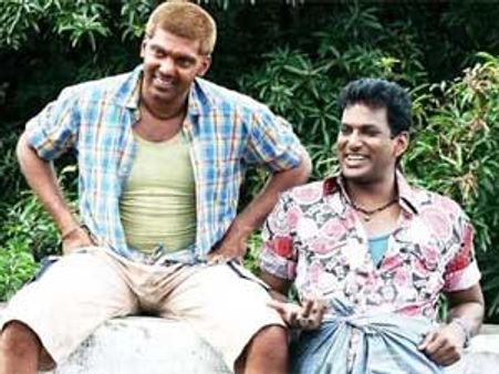 Avan Ivan – Movie Review