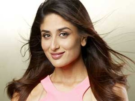 Kareena Kapoor serving two masters