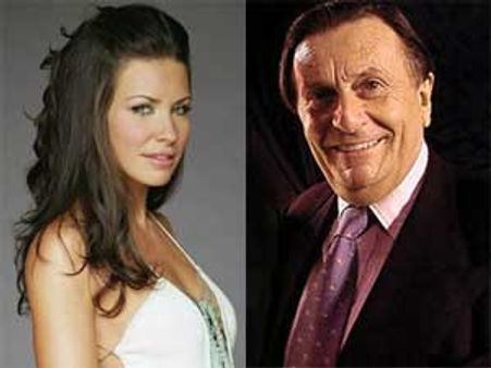 Evangeline Lilly, Barry Humphries join The Hobbit cast