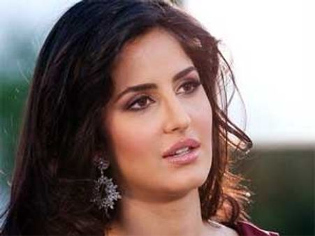 Katrina moves on from Salman-Shahrukh fight