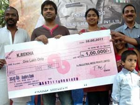 Osthi team honours HSC/SSLC toppers