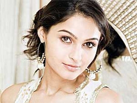 Andrea Jeremiah lands in controversy