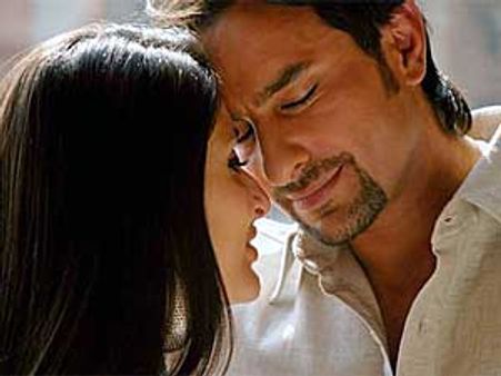 Kareena Kapoor marrying Saif after Bodyguard?