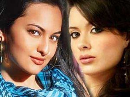 Kamal Hassan's Vishwaroobham introduces two Bollywood babes