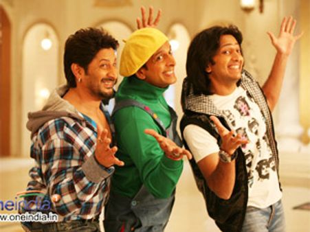 Double Dhamaal Review