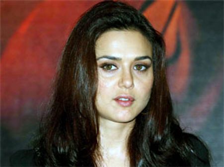Preity in the shoes of pregnant Aishwarya?