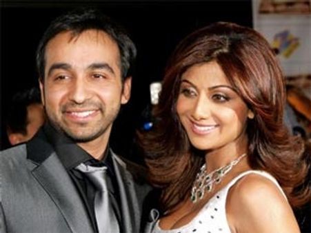 Shilpa sparks off pregnancy rumours