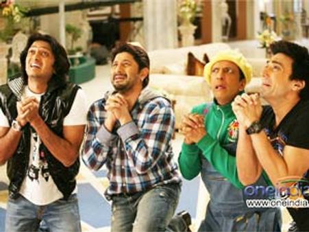 Double Dhamaal fares well at Overseas Box Office