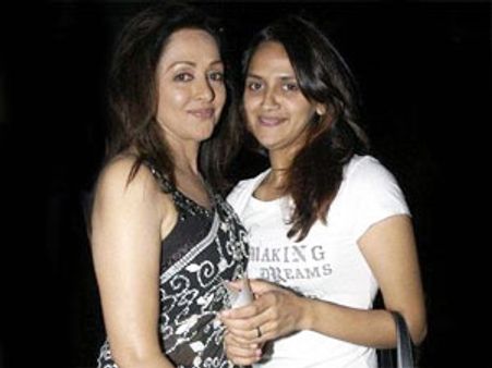 Esha Deol in the shoes of her mom