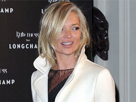 Kate Moss cries over lost engagement ring!
