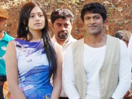 Paramathma fetched Rs. 4 crores from TV rights?