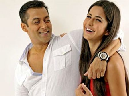 Salman Khan comes to Katrina's rescue again