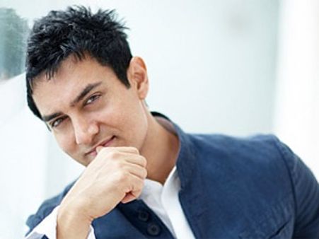 Aamir Khan sells!