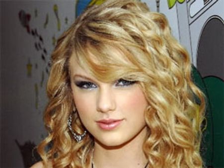 Taylor Swift postpones her Louisville concert!