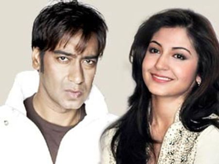 Ajay Devgn to romance Anushka in Bhardwaj's next