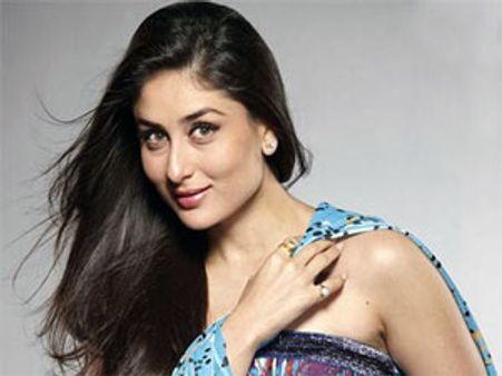 Kareena leaves Saif for Salman