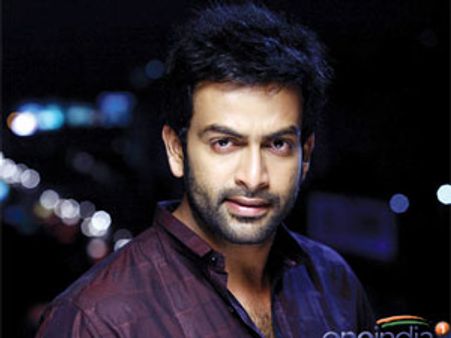 Prithviraj launches Masters in Kochi