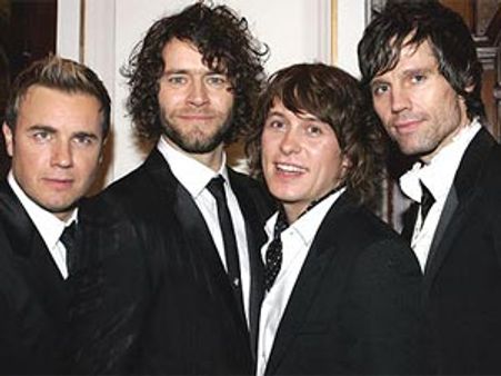 Lightning strikes plane carrying Take That members