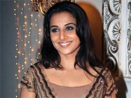 Vidya Balan avoids sleeveless tops for The Dirty Picture