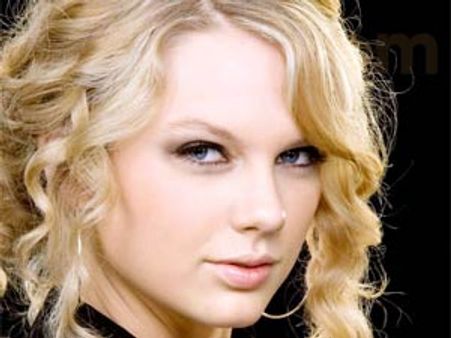 Taylor Swift selling her Nashville mansion