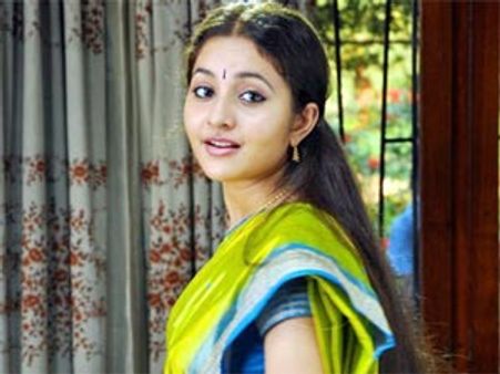 Bhama replaces Sanusha in Ganesh's Shyloo