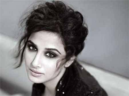 Vidya Balan to kiss Emraan