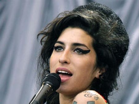 Amy Winehouse found dead at her London home