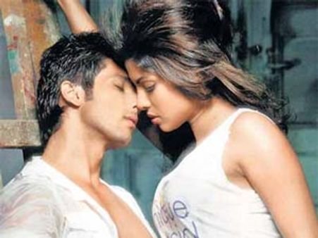 Shahid-Priyanka to shoot lovemaking scene