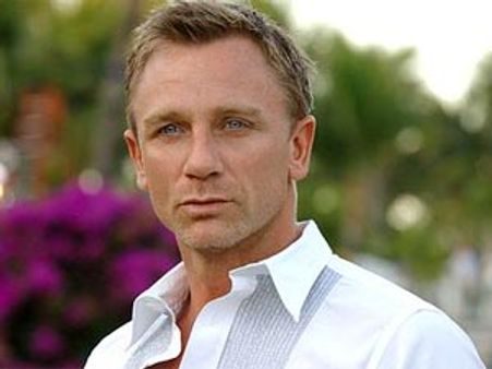 James Bond ready to enter Bollywood