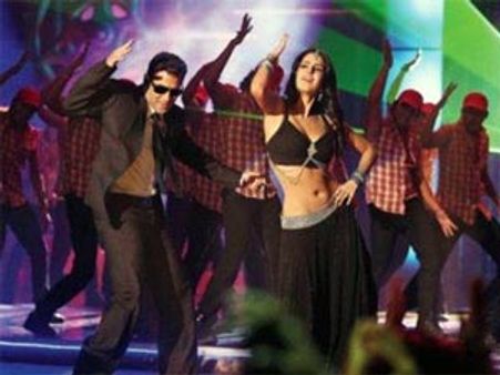 Katrina Kaif does item song with Salman for Alvira