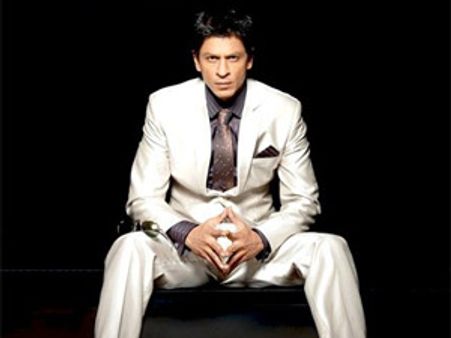 Shahrukh hiding Arjun's look in Ra.One