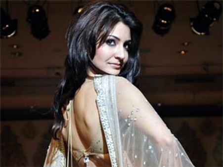 Anushka Sharma still close to her ex-boyfriend
