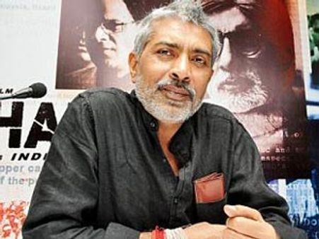 Prakash Jha agrees to delete controversial scenes in Aarakshan
