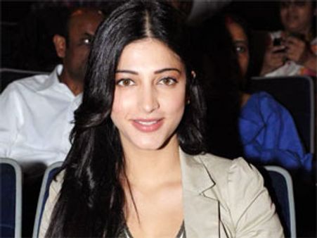 Amala Paul out; Shruti Hassan surprisingly in!